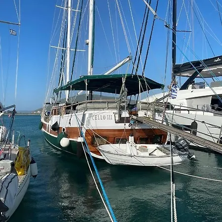 Gulet - Cello The 3rd Botel
