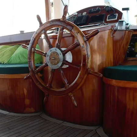 Botel Gulet - Cello The 3rd Lefkada City